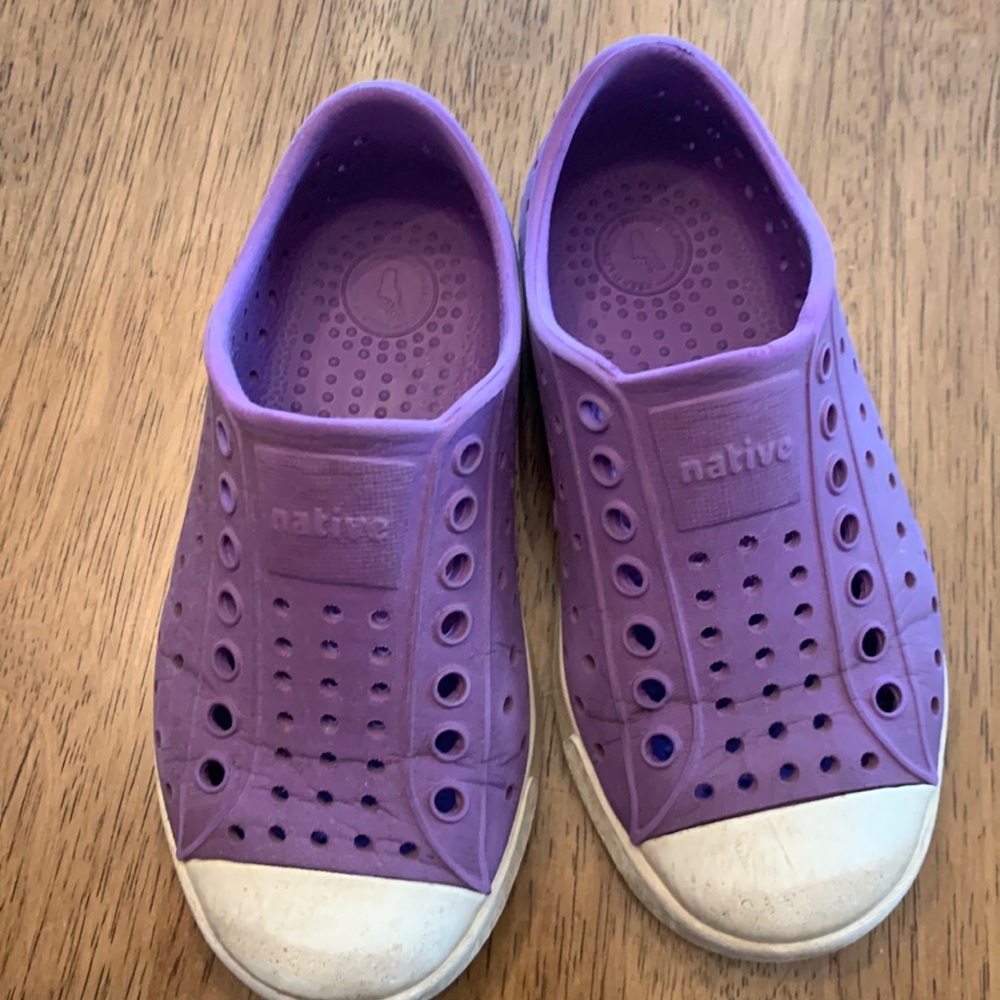 Purple native toddler shoes